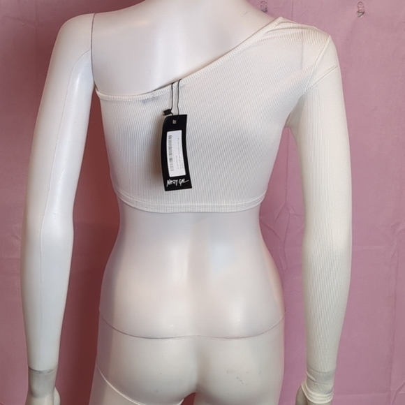Nasty Gal Short Stuff One Shoulder Ribbed Crop Top in White size 0 - Picture 2 of 4
